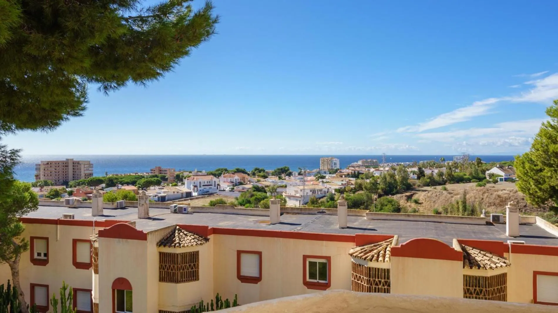 Riviera Charm: 2Br Retreat With Terrace Pool Apartment Mijas