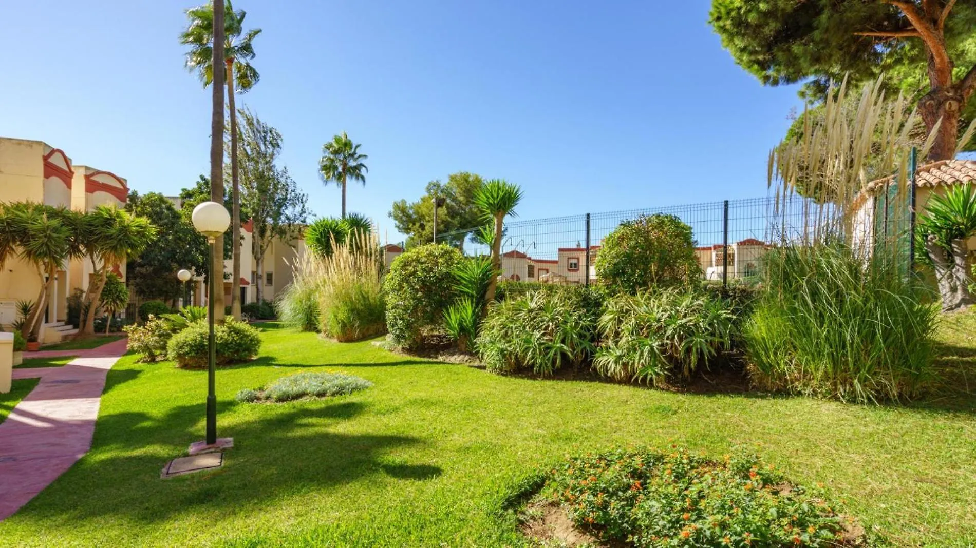 Riviera Charm: 2Br Retreat With Terrace Pool Apartment Mijas Spain
