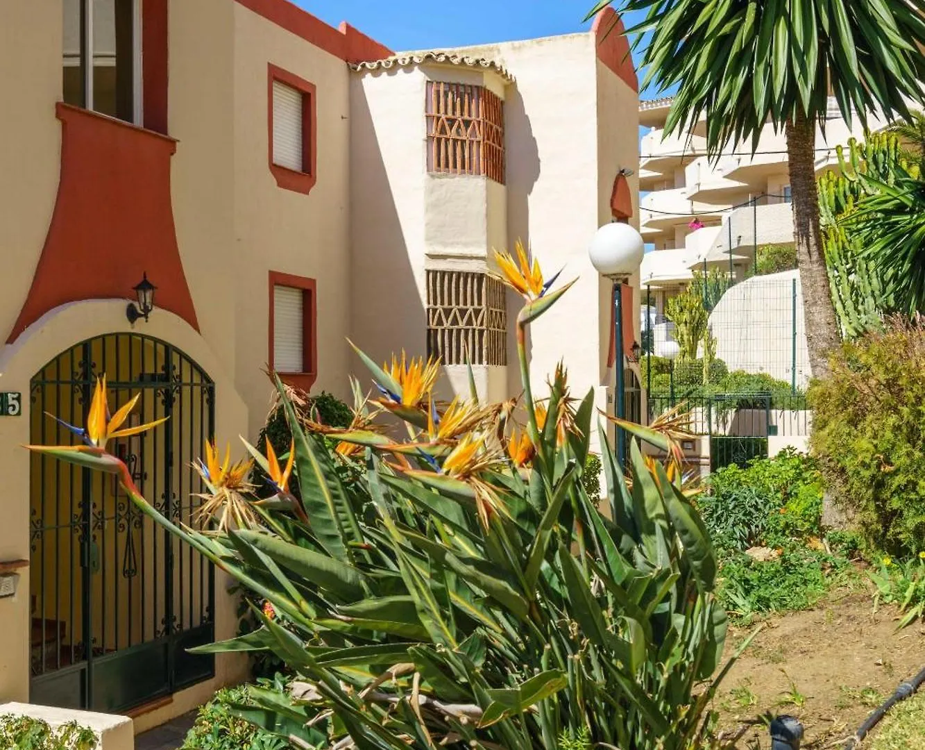 Riviera Charm: 2Br Retreat With Terrace Pool Apartment Mijas